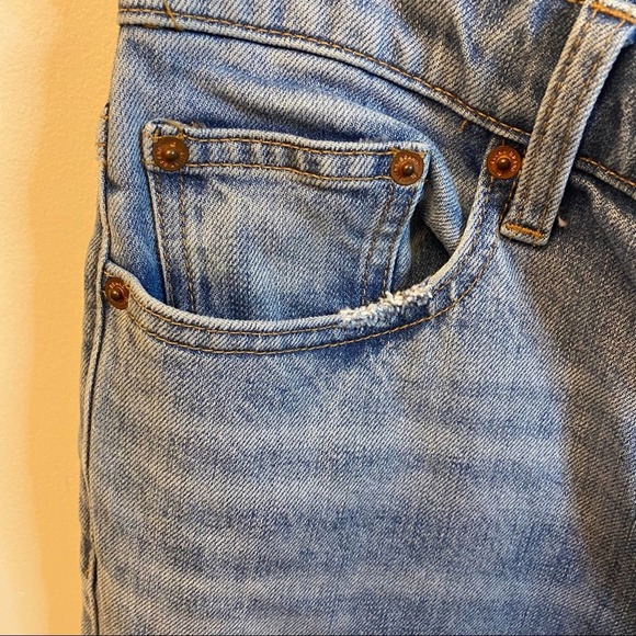 Sold Lucky Brand Patchwork Cropped Jeans Size 6 - Picture 7 of 12